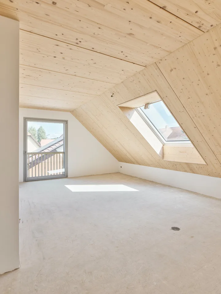 "Neubauwohnung im neu erstellten Holzhaus im Herzen des Berner Seelandes"