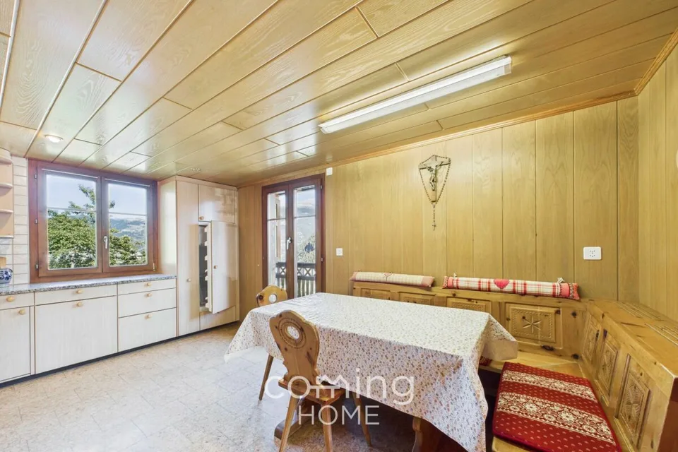 Walliser Chalet-Feeling in Embd - 3.5-Zimmer-Wohnung mit Bergsicht und Zweitwohnsitz