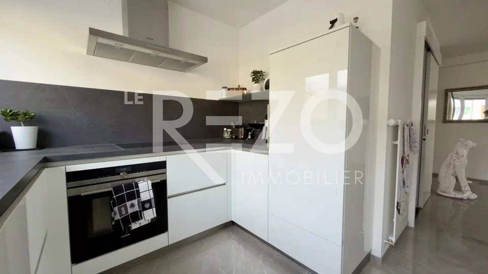 Apartment 4.5 rooms with large terrace. Chippis – photo 7 of 13