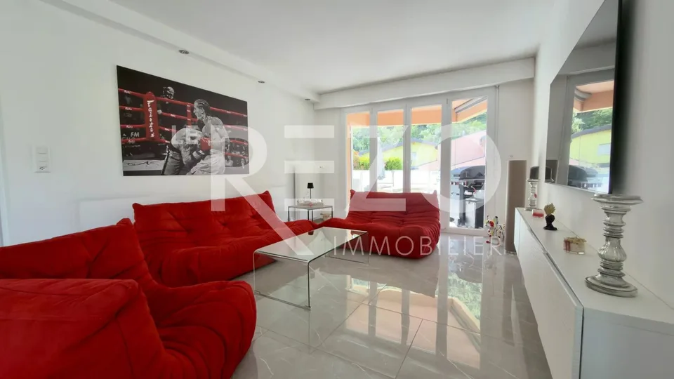 Appartamento 4.5 locali con grande terrazza. Chippis