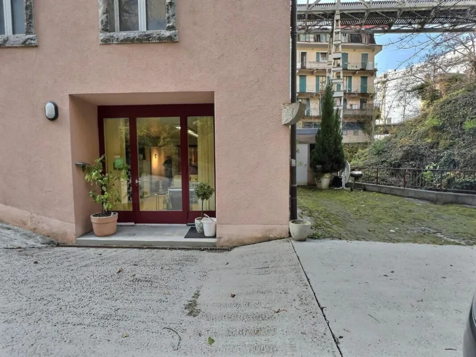 RESERVE - Administratif/Bureau 3.5 pièces 154 m2 à Montreux