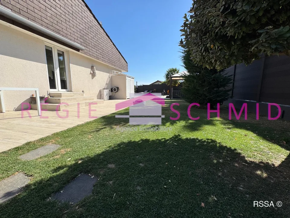 Villa indipendente in zona tranquilla con vista aperta