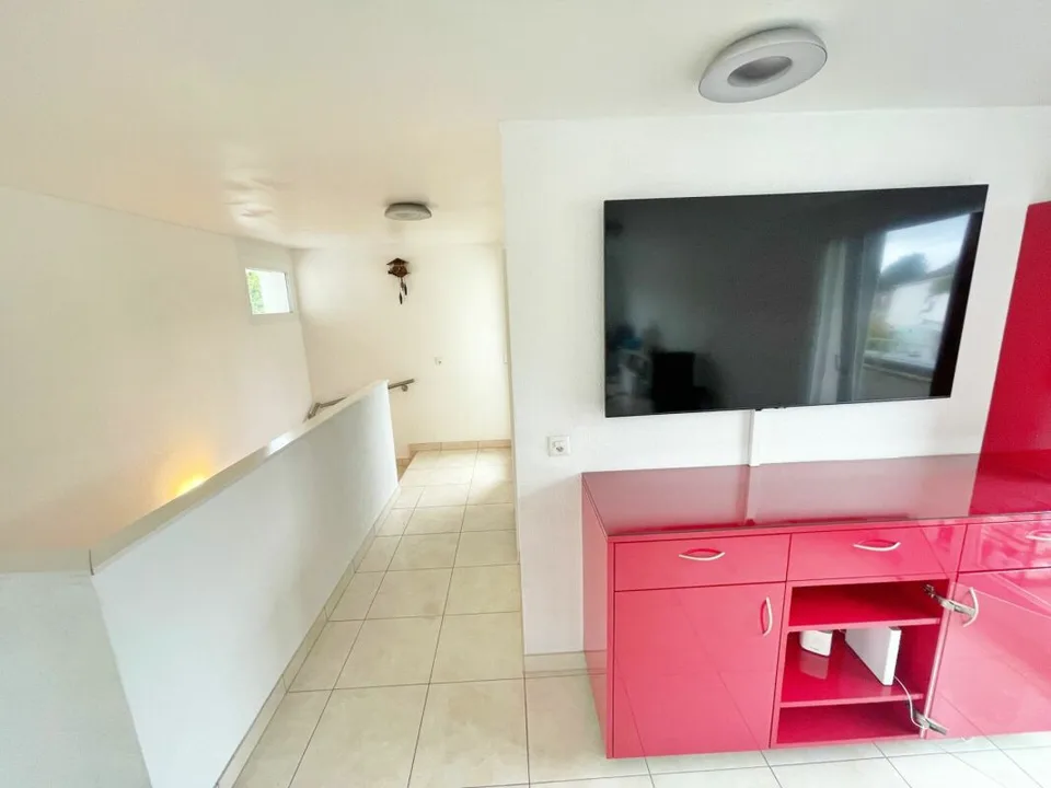 Wohnung mit 4,5 Zimmern im Doppelhaus, Lausanne/Pully