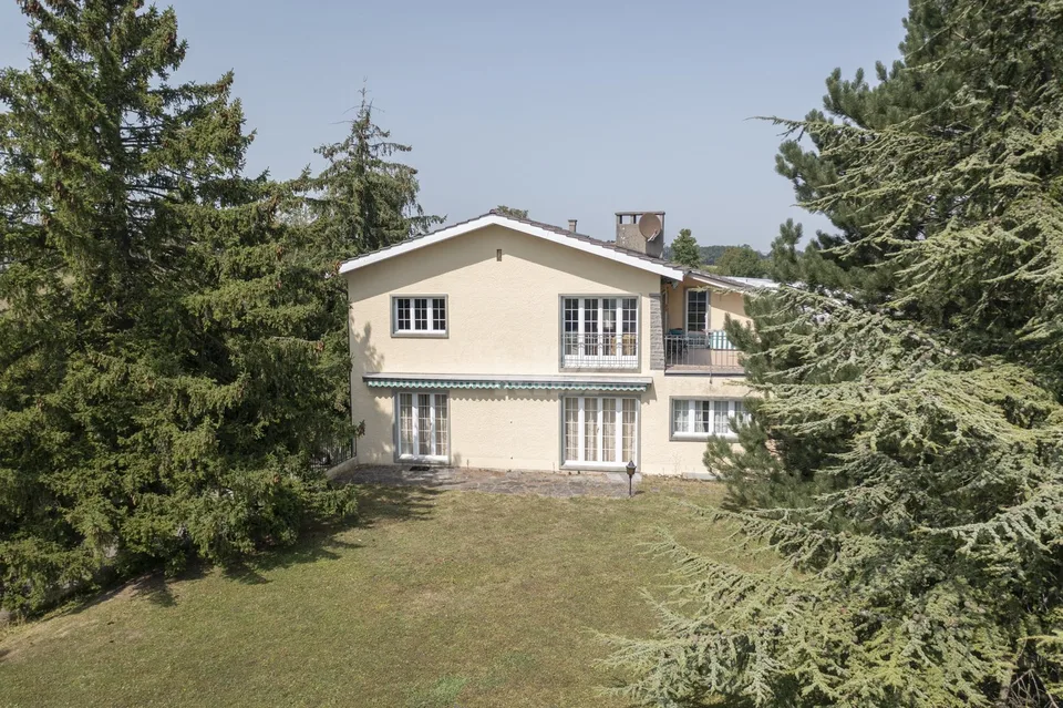 Charmante villa de deux appartements avec vue dégagée