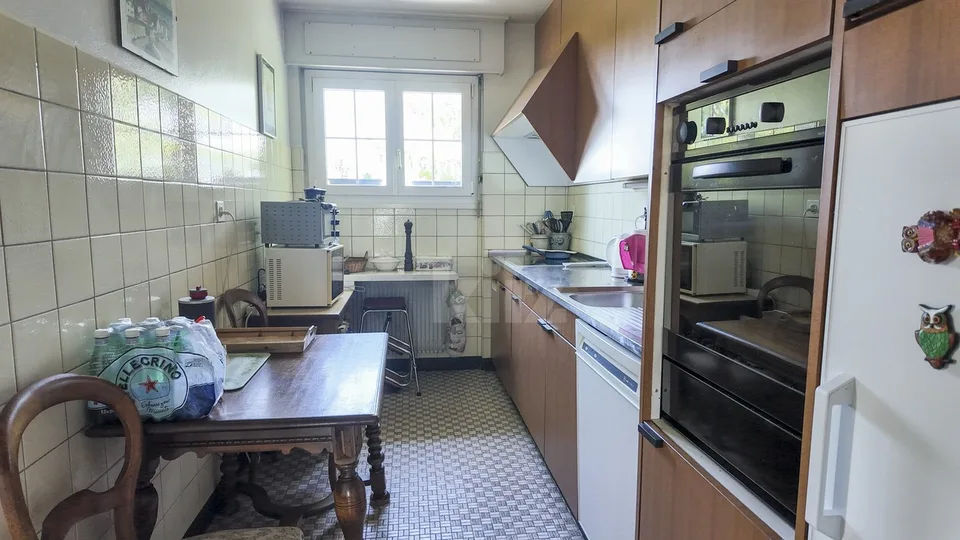 Villa incantevole con due appartamenti e vista aperta – foto 8 di 13