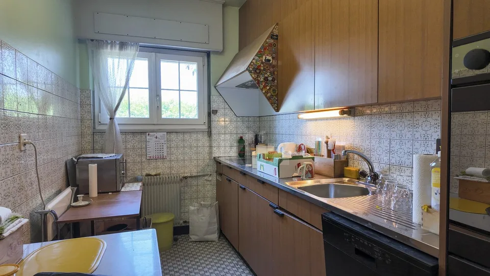 Charmante Villa mit zwei Apartments und freier Sicht