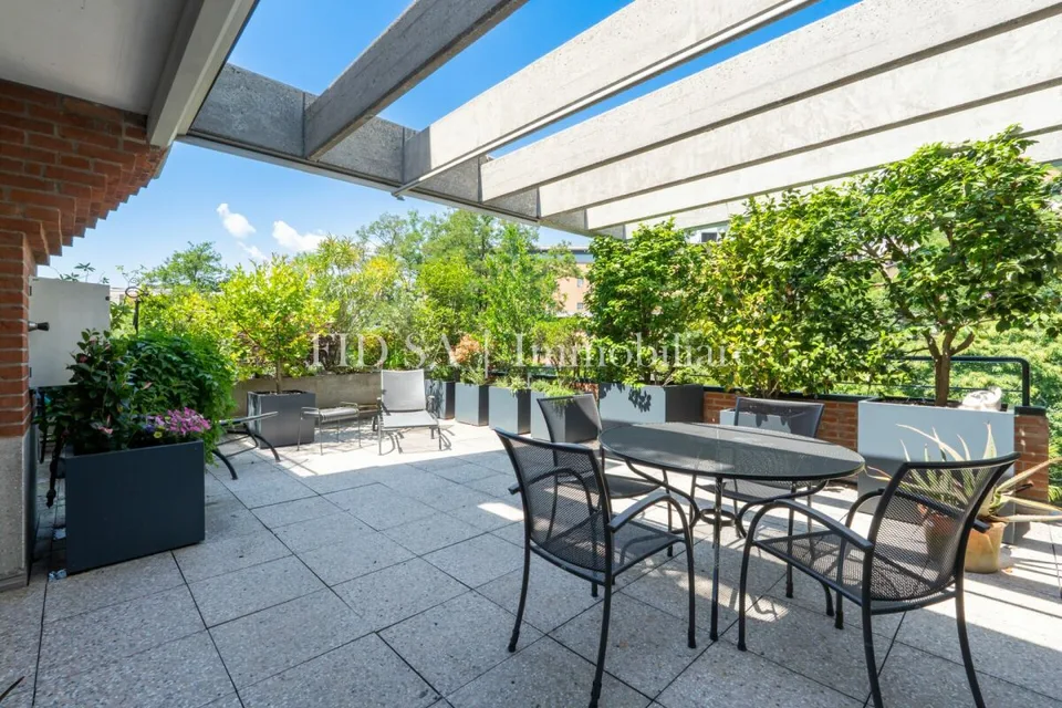 MINUSIO - Esclusivo appartamento terrazzato immerso nel verde
