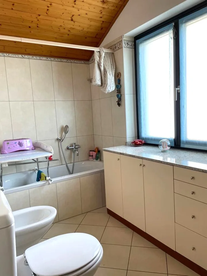 Belle maison unifamiliale de 4,5 pièces à Castione – photo 12 sur 16