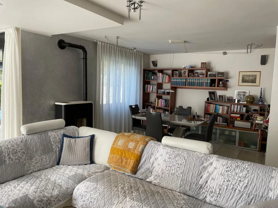 Belle maison unifamiliale de 4,5 pièces à Castione