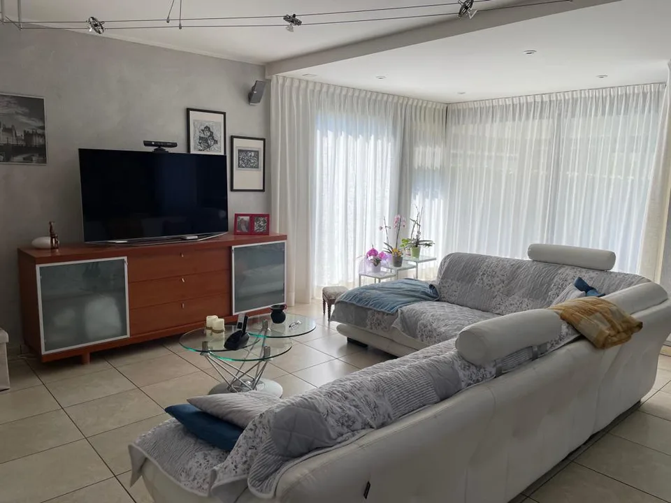 Belle maison unifamiliale de 4,5 pièces à Castione