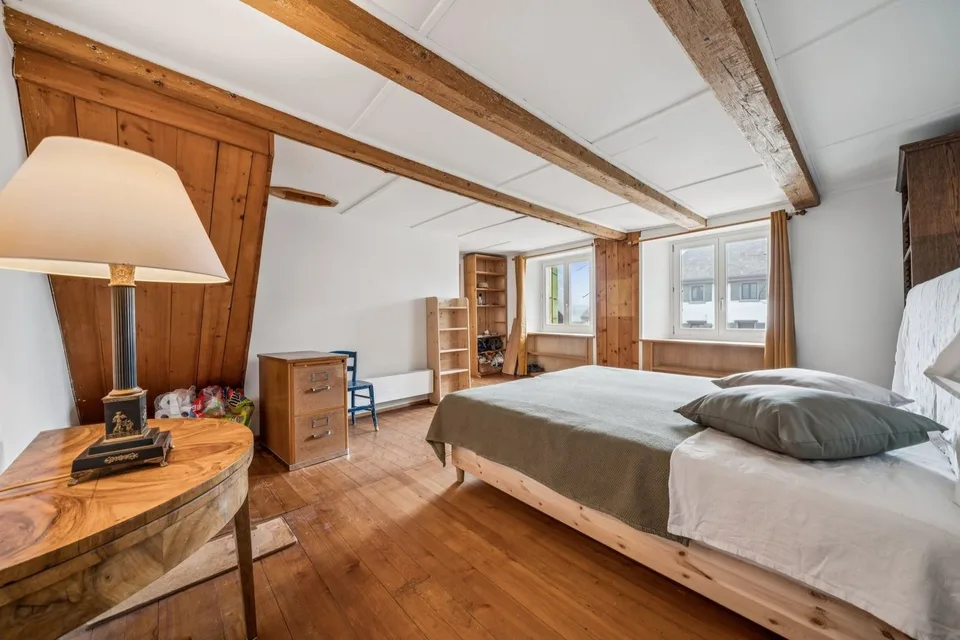 Charmantes Dorfhaus mit Gärten! – Foto 6 von 13