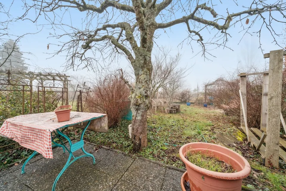 Charmantes Dorfhaus mit Gärten! – Foto 13 von 13