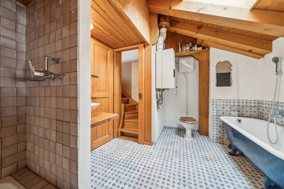 Charmantes Dorfhaus mit Gärten! – Foto 10 von 13