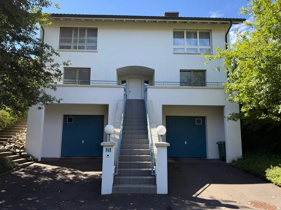 Geräumiges 8-Zimmer-Einfamilienhaus an ruhiger Lage in Edlibach/Menzingen
