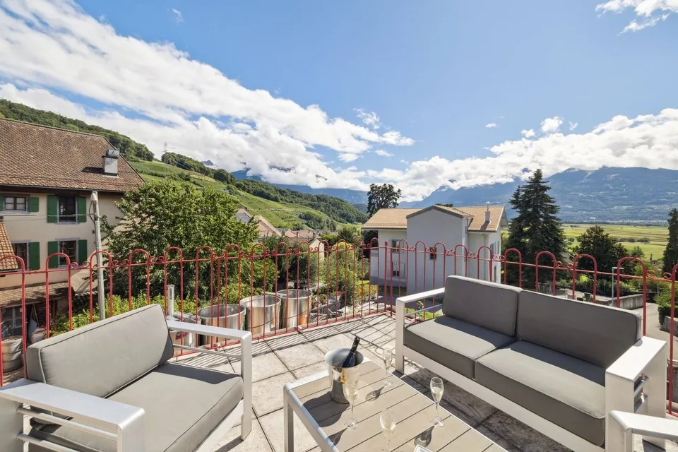 Raro! nel villaggio di Ollon autentica casa vignaiola & annesso – foto 6 di 13