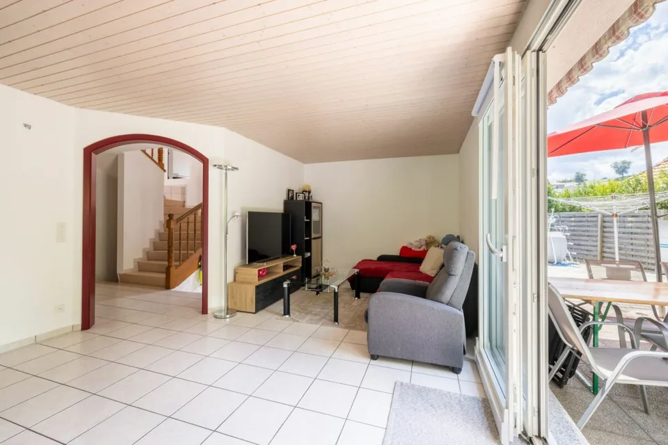 Maison unifamiliale de 6,5 pièces avec grand espace à Plasselb