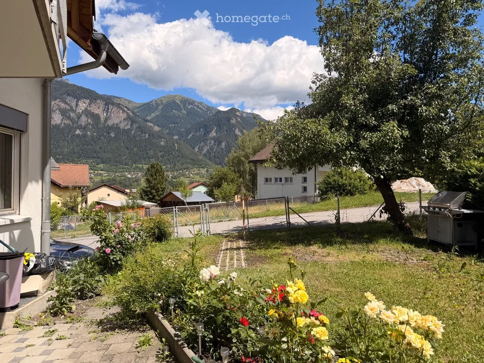 Maison unifamiliale de 6,5 pièces avec jardin et vue sur les montagnes