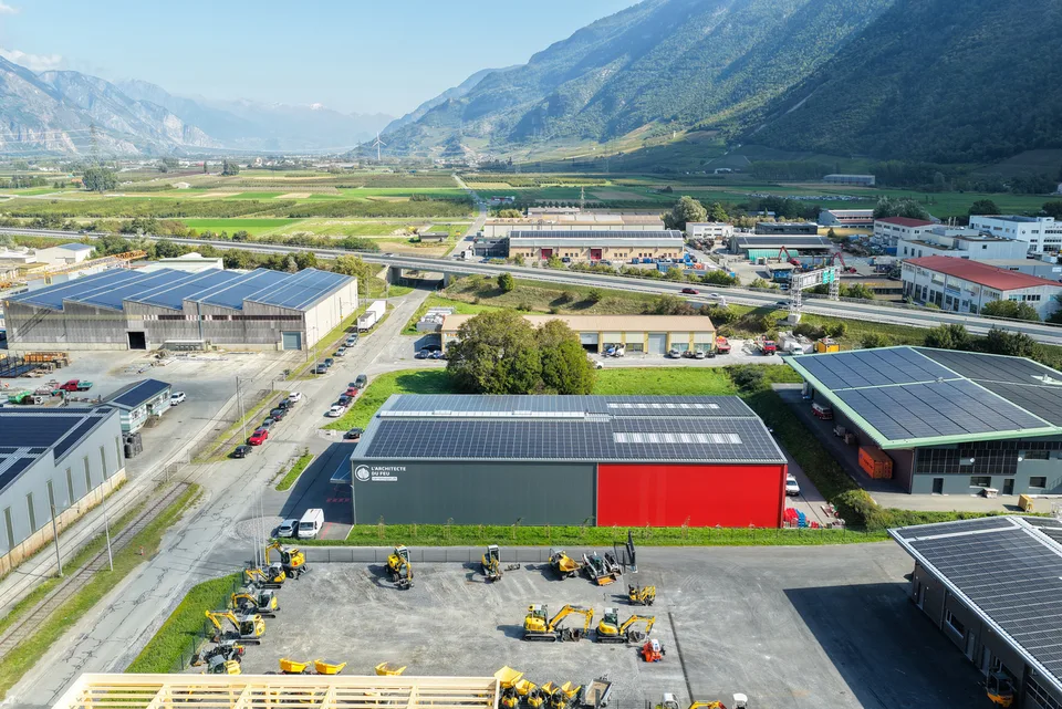 Halle zur Errichtung in Martigny, strategisch günstig gelegen! – Foto 7 von 11