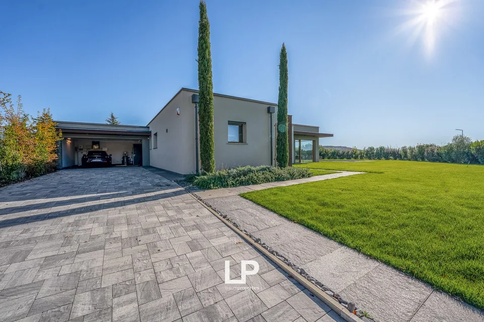 Villa Angera