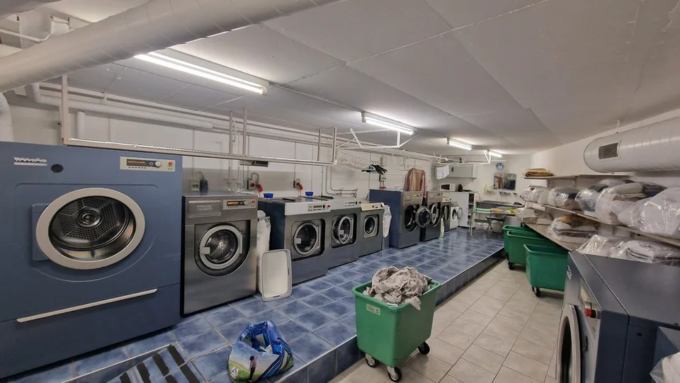 Lokales Gewerbe - Wäscherei Geschäft borgne im Zentrum von Verbiers – Foto 6 von 13