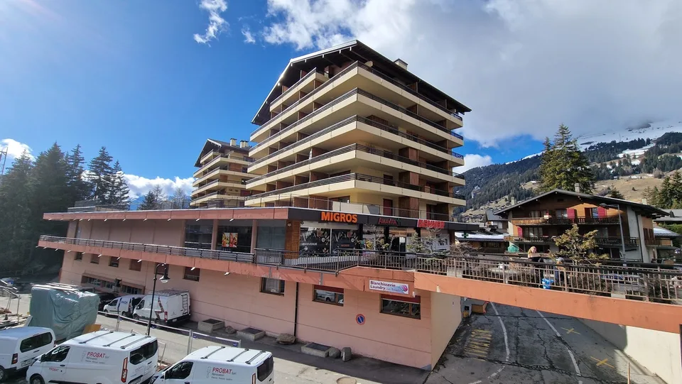 Commercio locale - Negozio di lavanderia borgne nel centro di Verbiers