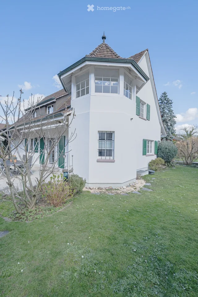 Modernes Zweifamilienhaus an ruhiger Lage in Wallbach