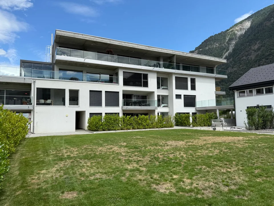 Schönes neues 4.5-Zimmer-Apartment mit großer Terrasse – Foto 12 von 13
