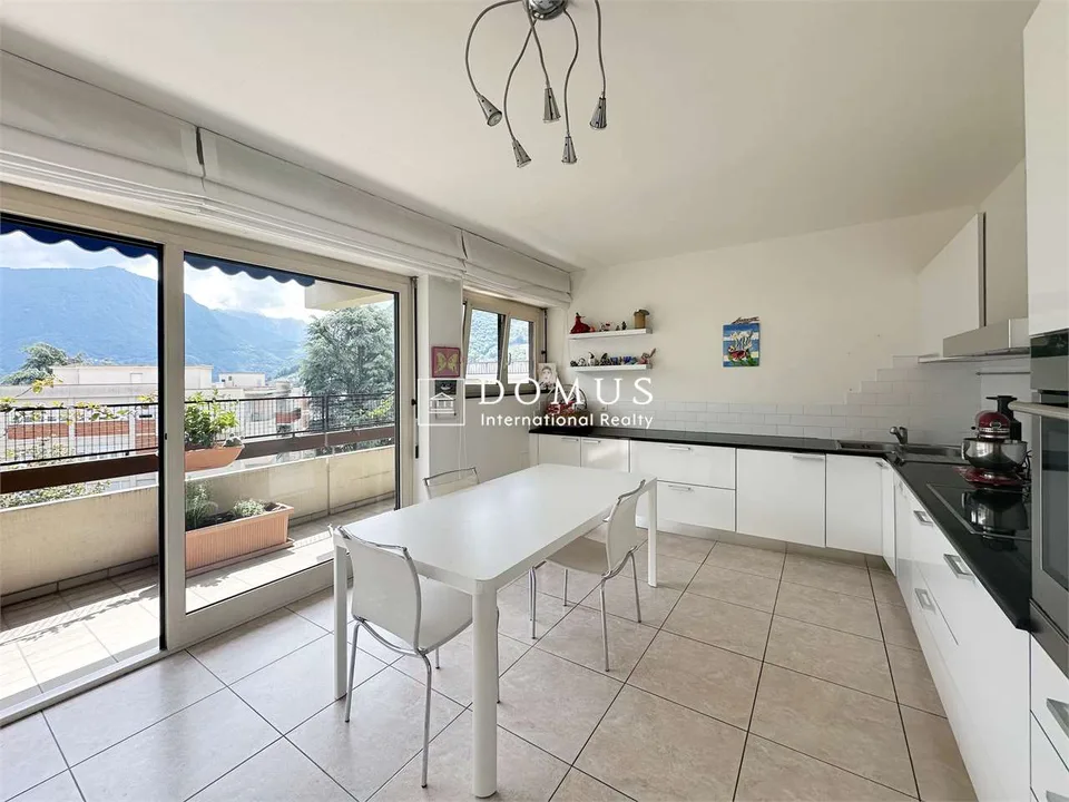 Appartement lumineux de 5,5 pièces à quelques pas du lac