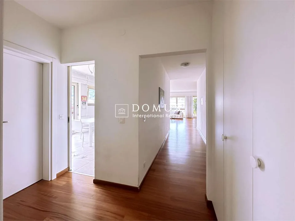 Appartement lumineux de 5,5 pièces à quelques pas du lac