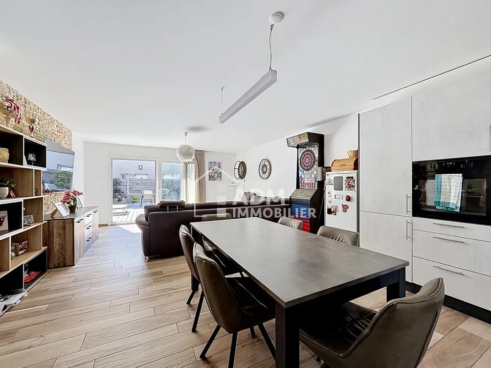 Saillon, casa a schiera con 4.5 stanze e spazio esterno privato di 50 m2