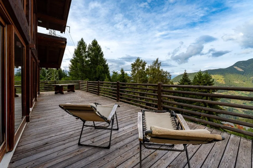 Chalet Horizon - Un Capolavoro di Eleganza Alpina