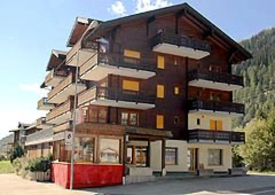 Geschäftslokal im Haus Pische - 262 m2