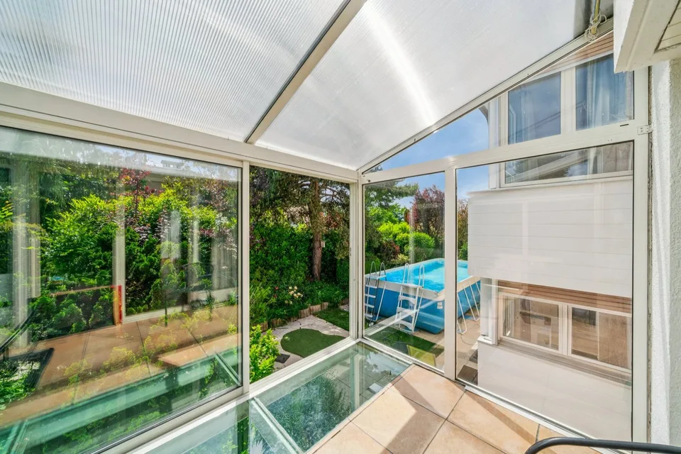 Prächtige Villa im Herzen eines 1500m2 großen Gartens🌿 – Foto 17 von 19