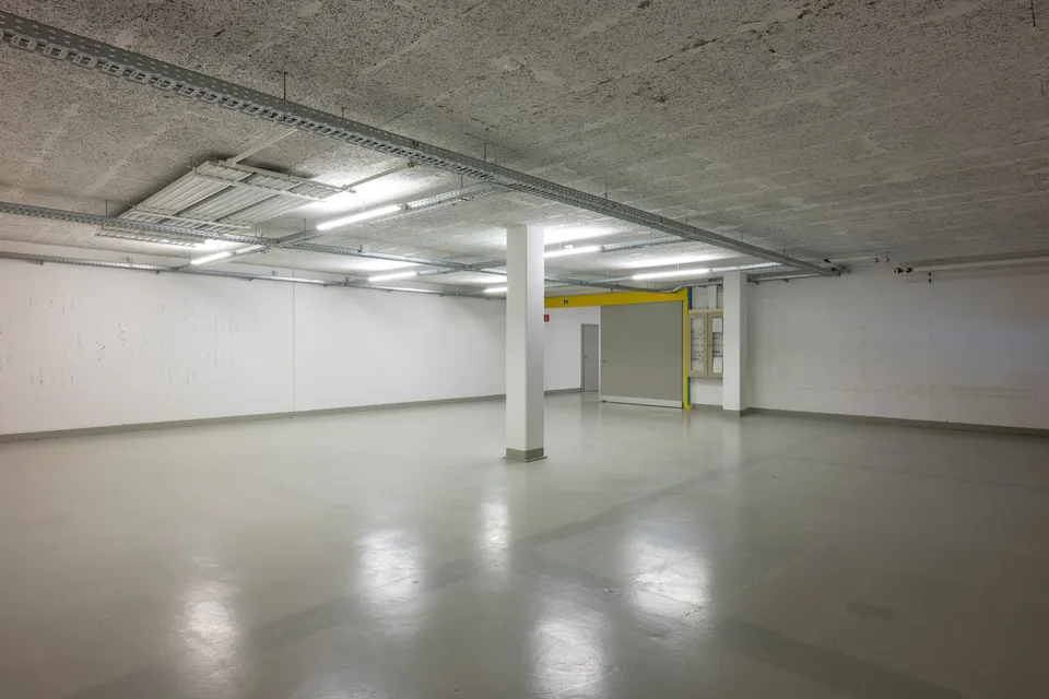 Your new location for commerce, storage, and logistics in Horgen – photo 6 of 11