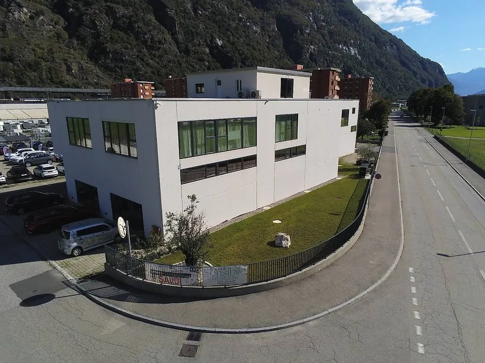 NEUES PRADA-ZENTRUM BIASCA (letzter freier Raum)
