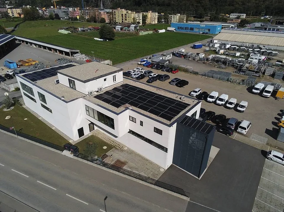 NUOVO CENTRO PRADA BIASCA (ultimo spazio libero)