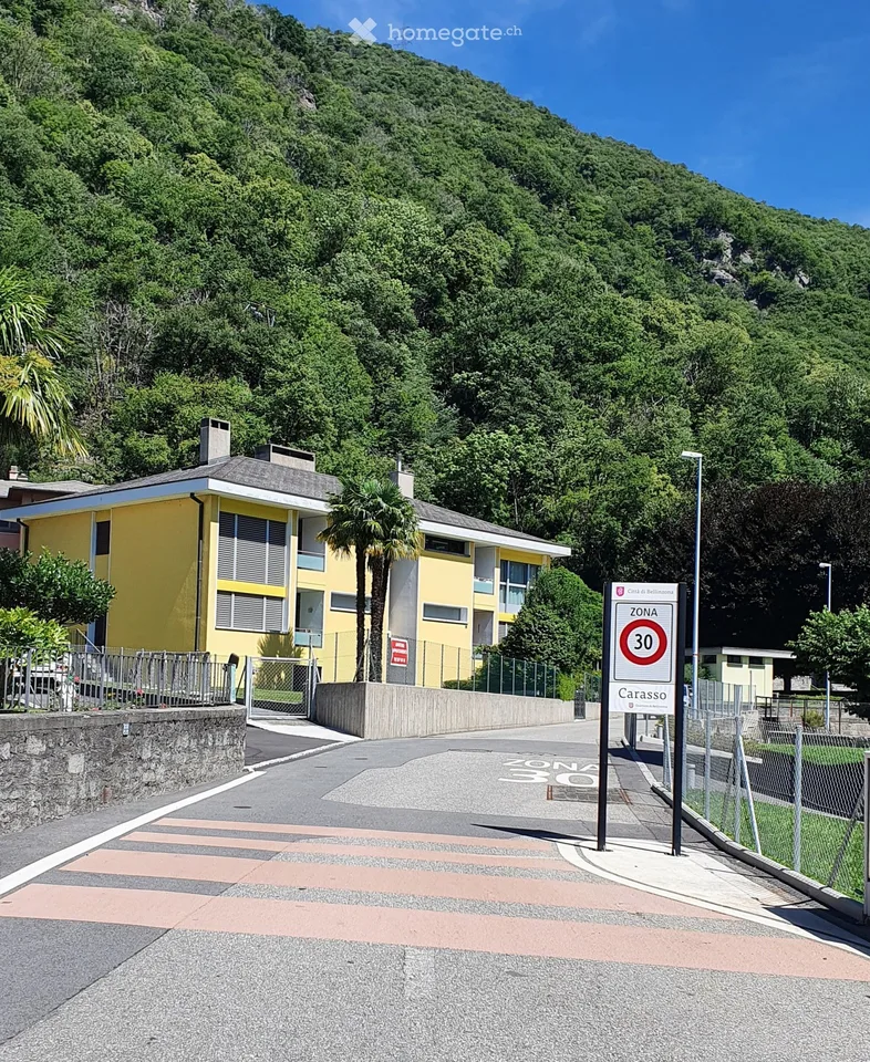 BELLINZONA-CARASSO AFFITTASI 4,5 LOCALI RISTRUTTURATO