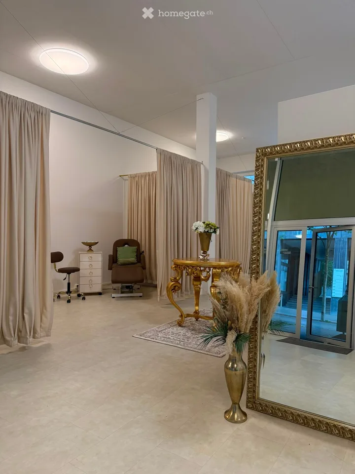Coiffeursalon, Kosmetik- und Nagelstudio in Glattpark (Opfikon)