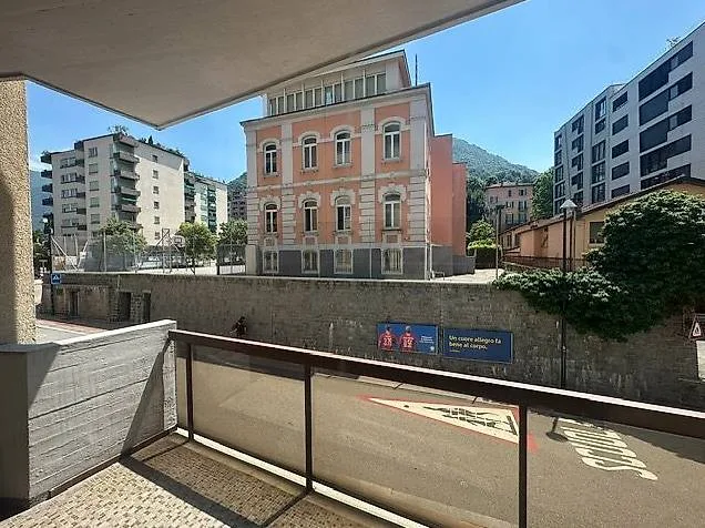 Affittiamo monolocale in ottima posizione a Paradiso