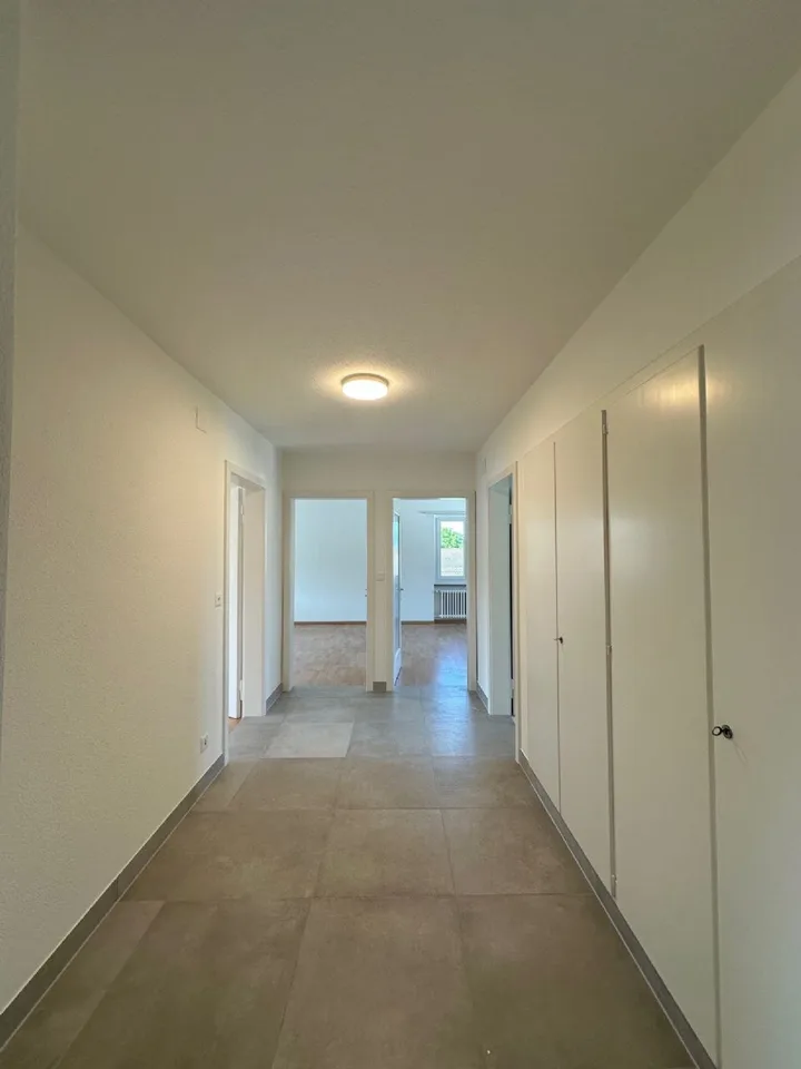 Teilsanierte 3.5-Zimmerwohnung zu vermieten an ruhiger und bevorzugter Lage!
