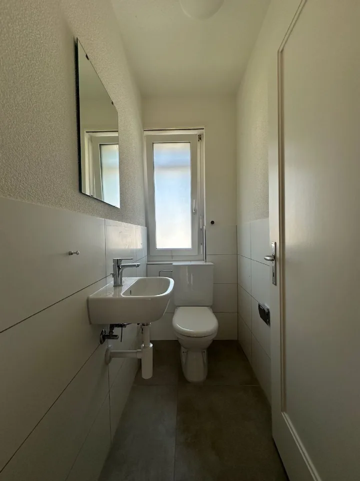 Teilsanierte 3.5-Zimmerwohnung zu vermieten an ruhiger und bevorzugter Lage!