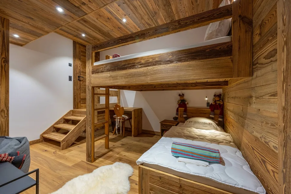 Mietwohnung für die Woche: Prächtiges Holzchalet mit spektakulärem Blick auf das Tal – Foto 15 von 19