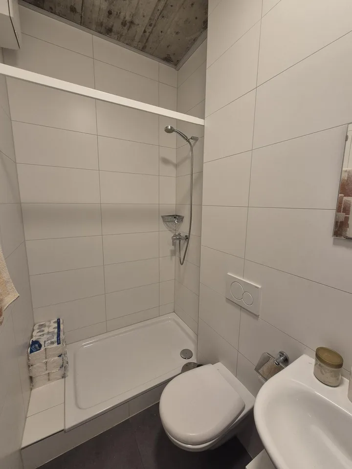 Lager C für Handwerk oder verschiedene Aktivitäten
