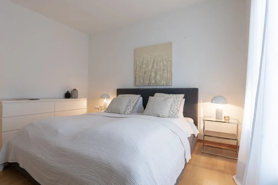 Charmant appartement meublé 3.5 pièces dans un immeuble ancien avec balcon à Zurich Seefeld – photo 8 sur 20