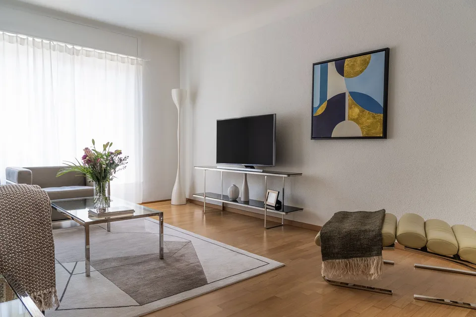 Appartamento arredato di 3,5 locali nel prestigioso distretto 8008 di Zurigo