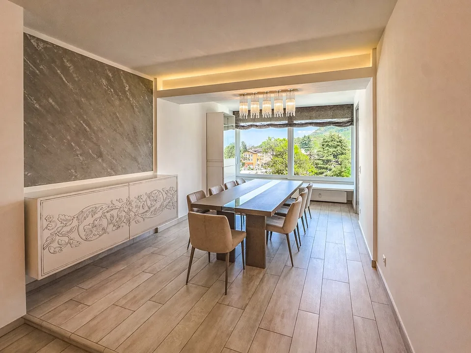 Ampio appartamento con scorcio sul lago a Carona