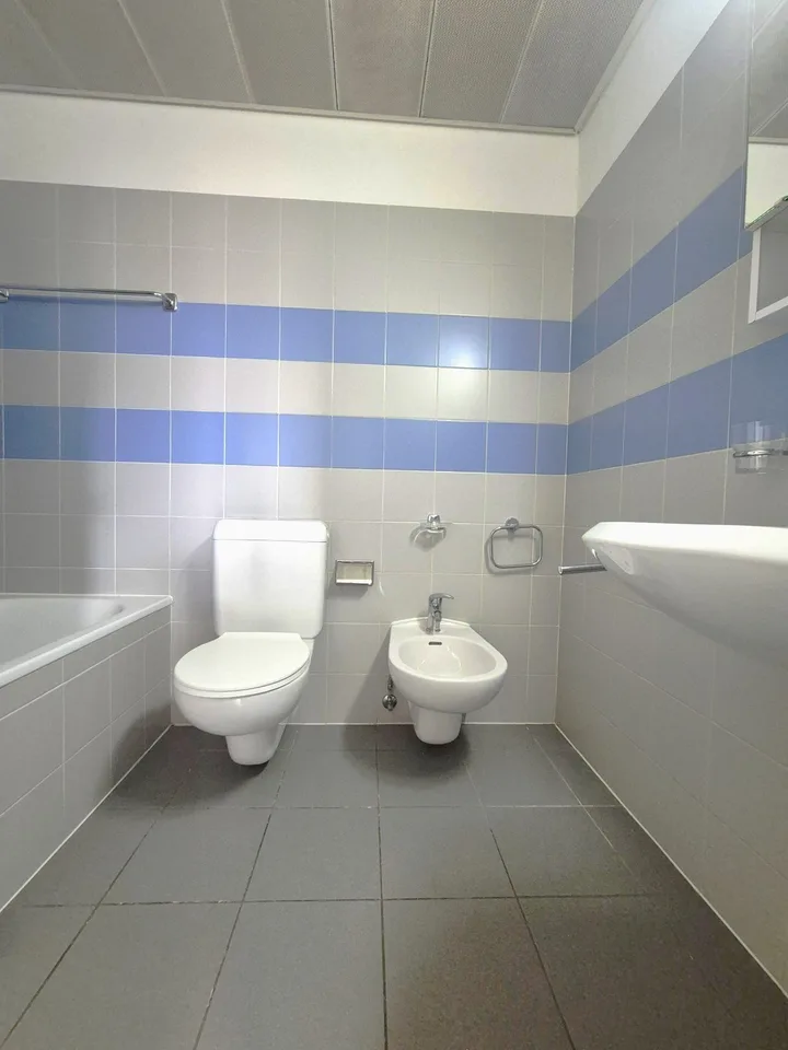 Appartement de 3.0 pièces avec balcon dans un quartier bien desservi