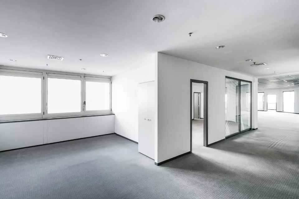 LUGANO NORD - HELLVES BÜRO MIT 990MQ ZU VERMIETEN (rif. 210)