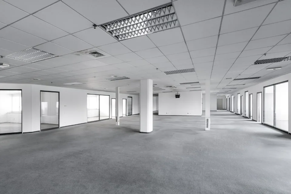LUGANO NORD - HELLVES BÜRO MIT 990MQ ZU VERMIETEN (rif. 210)