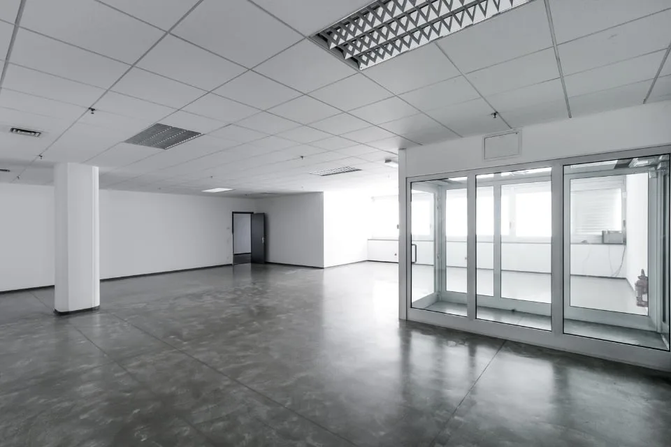 LUGANO NORTH - BRIGHT OFFICE WITH 990SQM FOR RENT (ref. 210) – photo 8 of 20